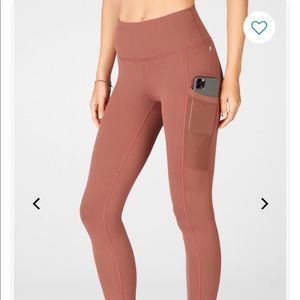 Fabletics High waisted pocket leggings